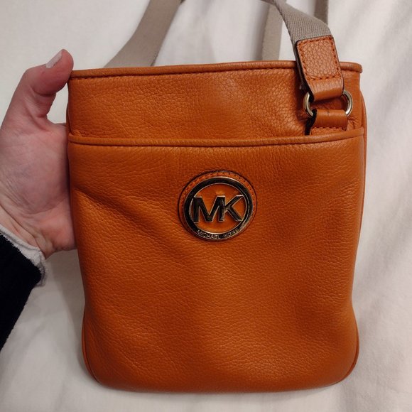 MICHAEL Michael Kors Orange Logo Leather Crossbody - Picture 6 of 12